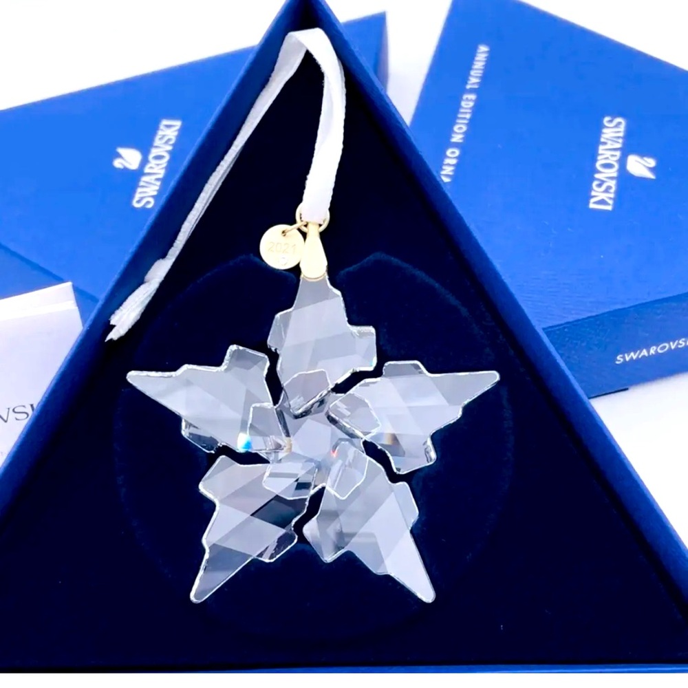 NIB Swarovski A.E Large 2021 Snowflake Crystal Clear Christmas Ornament #5557796